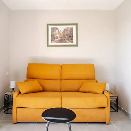 Appartement Centre Lavandou - Fr-1-816-7 *