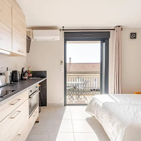 Renove Centre Lavandou, Proche - Fr-1-816-7 * لو لا فاندو