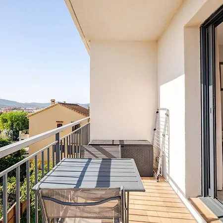 Renove Centre Lavandou, Proche - Fr-1-816-7 لو لا فاندو
