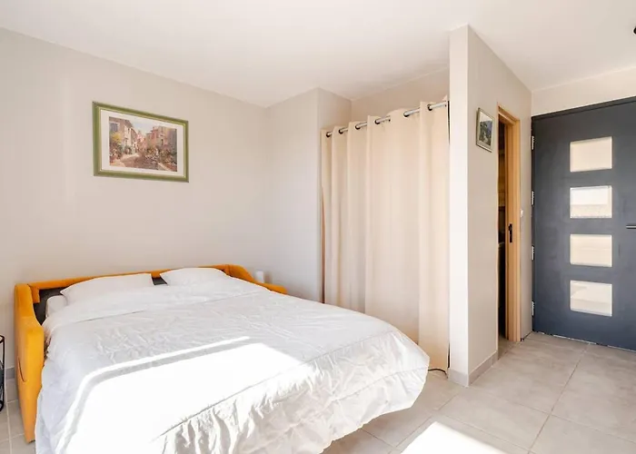 Renove Centre Lavandou, Proche - Fr-1-816-7 Le Lavandou