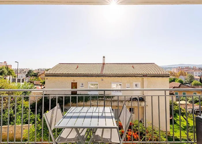 Apartmán Renove Centre Lavandou, Proche - Fr-1-816-7 *